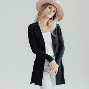 Carly Jean Los Angeles Kimono Black Size S